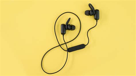 運動藍牙耳機有一個不響了怎么回事(掛脖式運動藍牙耳機怎么使用)縮略圖