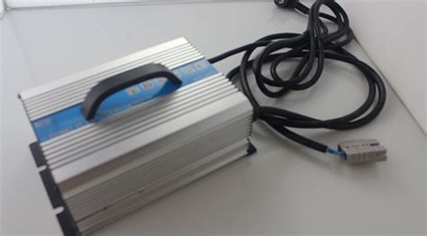 電動車電瓶充不進(jìn)去電怎么辦(電動車充不進(jìn)去電怎么辦)縮略圖