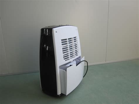 除濕機(jī)抽濕機(jī)(除濕機(jī)抽濕機(jī)哪個(gè)好)縮略圖
