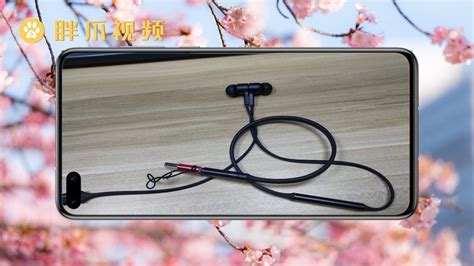 藍(lán)牙耳機充電怎么看是在充電,藍(lán)牙耳機怎么確定在充電縮略圖