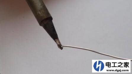 烙鐵頭怎么掛錫(新電烙鐵頭怎么掛錫)縮略圖