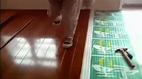木地板安裝視頻,復合木地板安裝視頻縮略圖