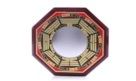 八卦鏡的用法及忌諱,木質(zhì)八卦鏡的用法及忌諱縮略圖
