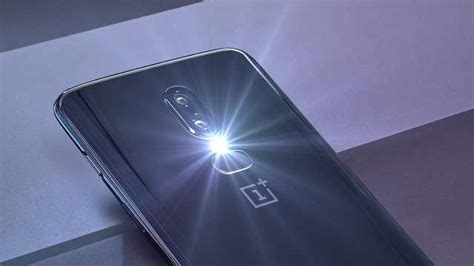 電筒在手機什么里面(手機電筒不亮怎么回事)縮略圖