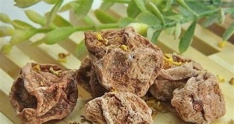 話(huà)梅干的功效與作用,話(huà)梅干的功效與作用及禁忌縮略圖