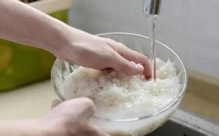 淘米水洗發水真的有效果嗎(淘米水洗發水真的有效果嗎怎么用)縮略圖