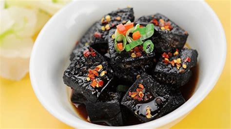臭豆腐對身體有害嗎(經常吃臭豆腐對身體有害嗎)縮略圖