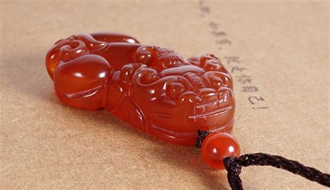 紅玉髓的寓意和象征(紅玉髓的寓意和禁忌)縮略圖
