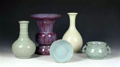 瓷器的種類(lèi)(瓷器的種類(lèi)有哪些)縮略圖
