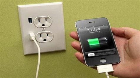 充電器一直插在電源上可以嗎,手機(jī)充電器一直插在電源上可以嗎縮略圖