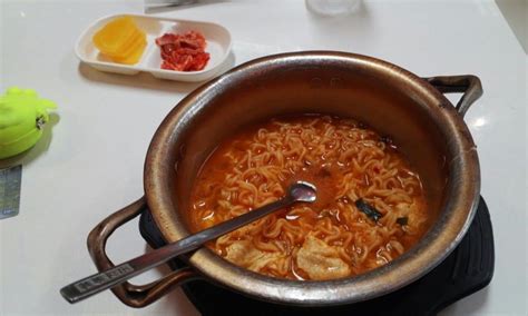 辛拉面(辛拉面是哪個國家)縮略圖