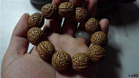 桃核手串制作過程(桃核手串制作過程圖解)縮略圖