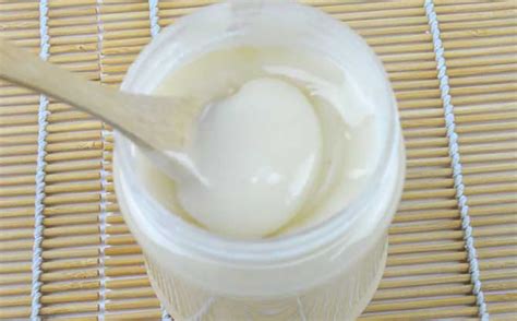 椴樹蜜和椴樹雪蜜的區(qū)別(椴樹蜜和椴樹雪蜜的區(qū)別是什么)縮略圖