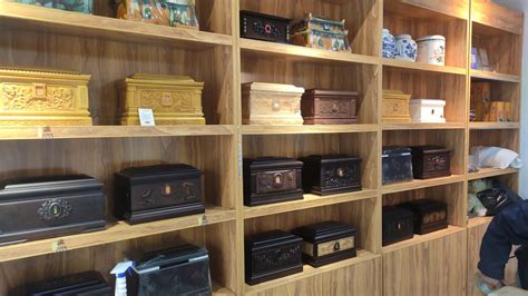 壽衣店(壽衣店開在小區(qū)門口誰(shuí)管)縮略圖