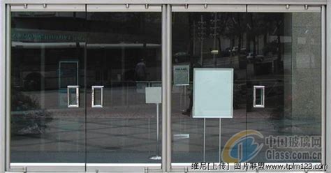 鋼化玻璃門效果圖(鋼化玻璃門效果圖價格)縮略圖